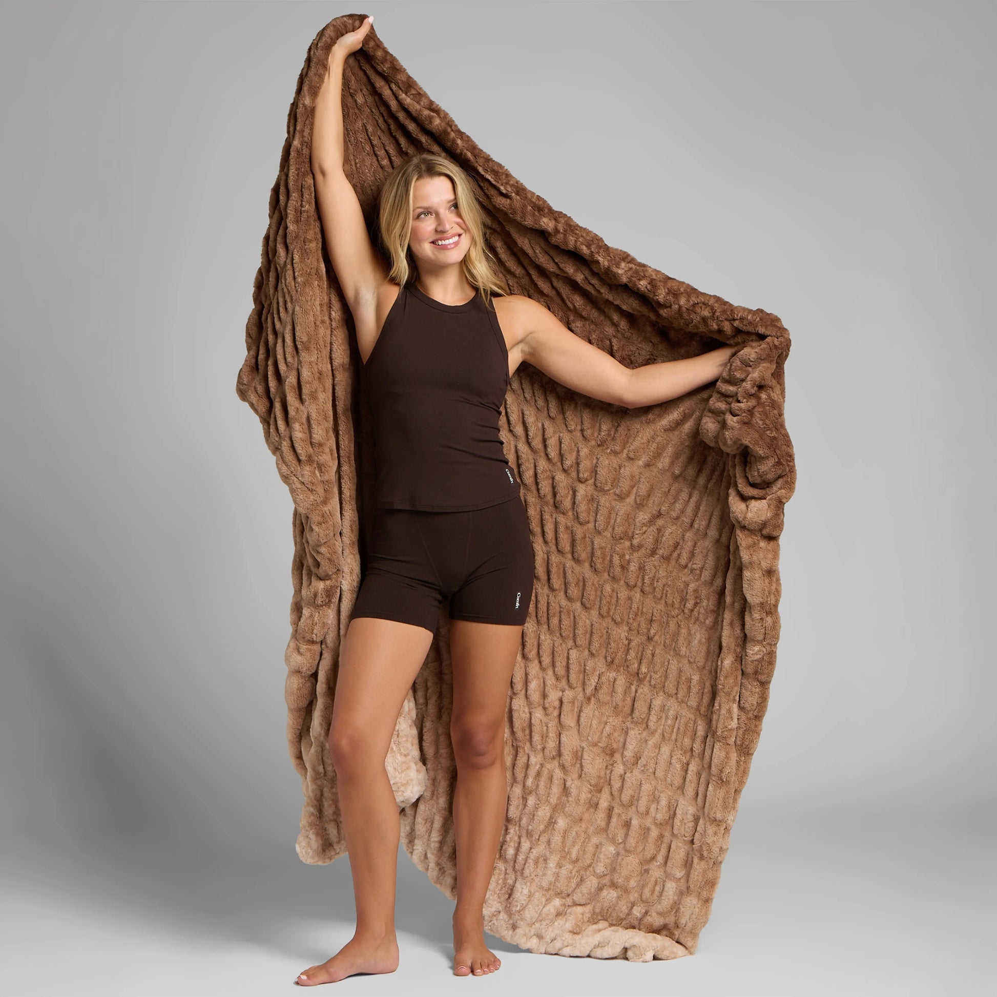 Comfrt | the Dreamer Blanket | Oversized, Cozy, Soft Warm Throw