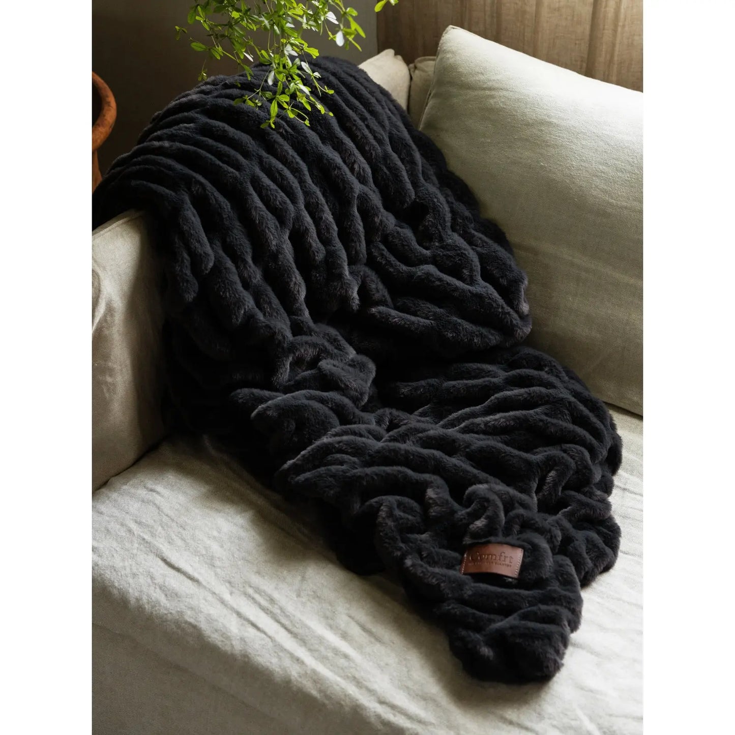 Comfrt | the Dreamer Blanket | Oversized, Cozy, Soft Warm Throw