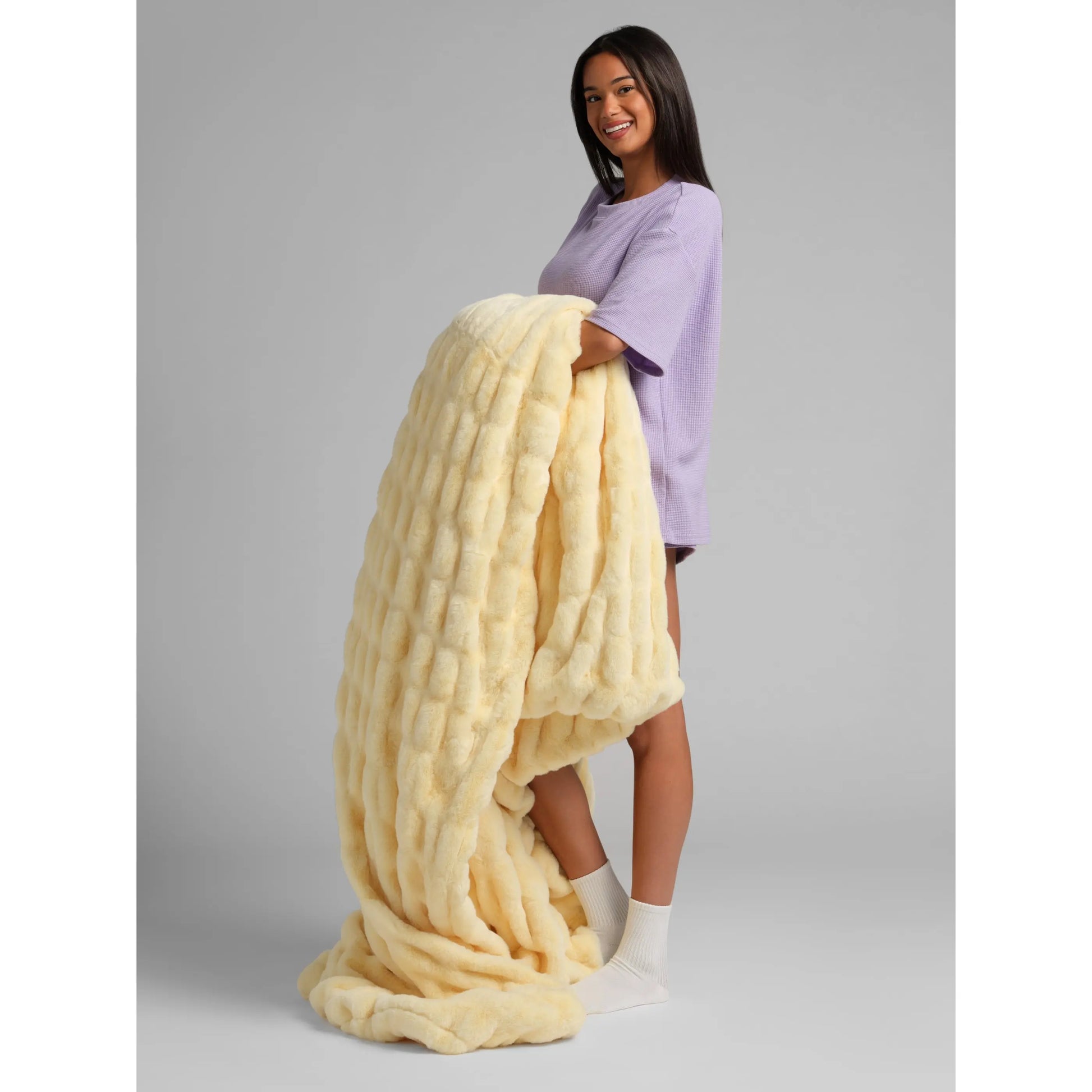 Comfrt | the Dreamer Blanket | Oversized, Cozy, Soft Warm Throw