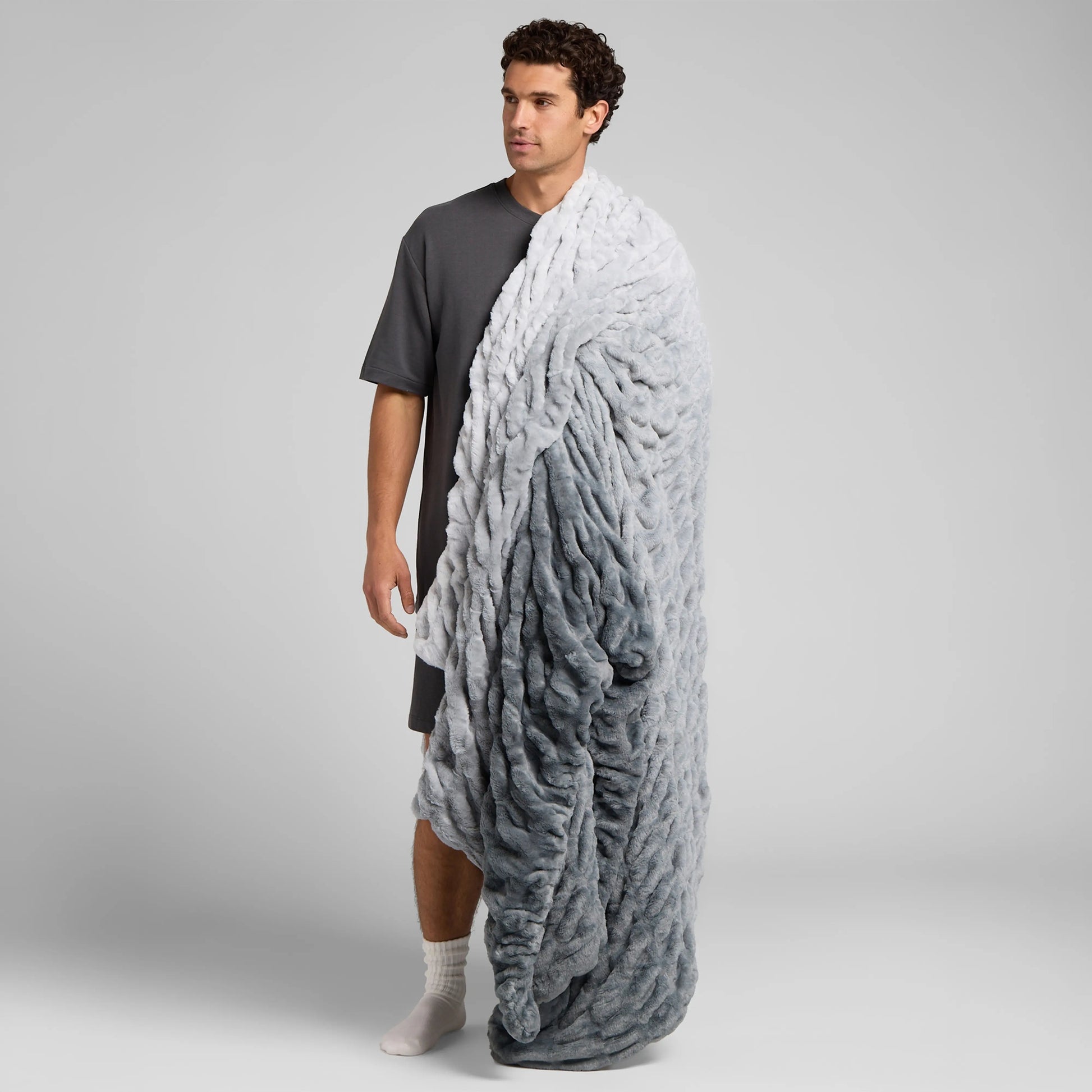 Comfrt | the Dreamer Blanket | Oversized, Cozy, Soft Warm Throw
